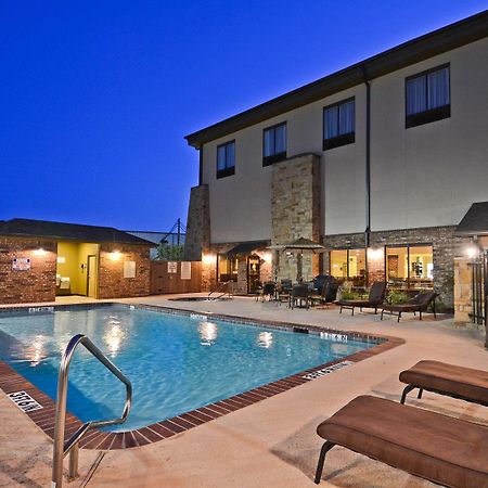 Best Western Plus Emory At Lake Fork Inn & Suites Facilities photo